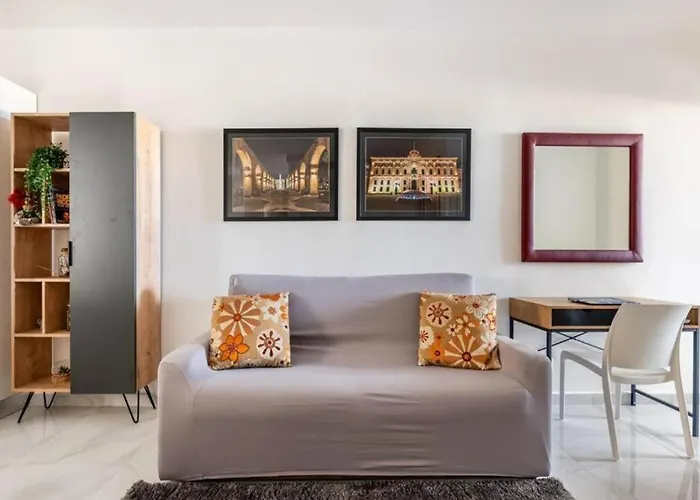 Sea View Luxury Apartment Brand New In Valletta